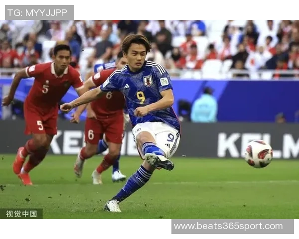 上田绮世梅开二度绝杀费耶诺德登顶荷甲射手王争夺战